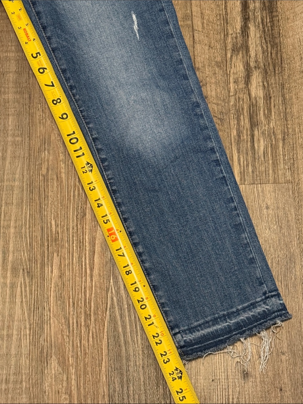 Banana Republic Women's Straight Cropped Frayed Hem Blue Denim Jeans Size 26 - Picture 4 of 5